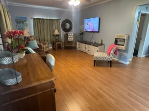 Honeys Pad - Image 5