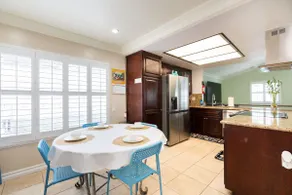 Spacious 3BR San Diego Home w/ Parking & AC Modern - Image 4
