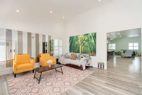 Spacious 3BR San Diego Home w/ Parking & AC Modern - Image 5
