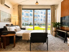 Bay View Designer 1BR - Best Location with Balcony, Gym, and Terrace - Sleeps 4 - Image 3
