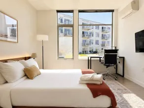 Bay View Designer 1BR - Best Location with Balcony, Gym, and Terrace - Sleeps 4 - Image 5