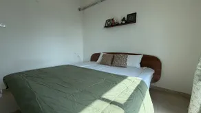 NEW! SOBO house 2 BHK in Worli / palladium mall - Image 5