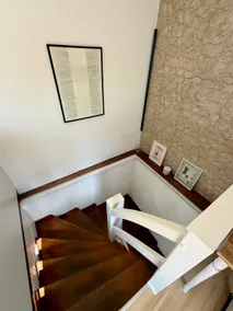 Bright and renovated • Great location • Air conditioning & Wi-Fi - Image 5