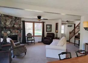 Northern Michigan House in the Pines - Image 2