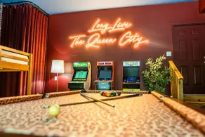 NEW! HotTub+Pickleball+GameRoom+Movies+Golf+Games - Image 5