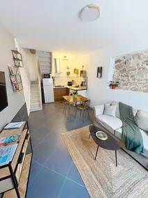 La Cachette des Remparts Townhouse in Blaye - Image 4