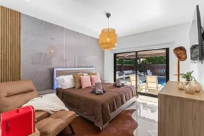 Sunset Villa | Pool · Outdoor kitchen & Grill - Image 4