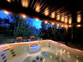 Espace Boréal chalet: spa, beach, pool table - Image 4
