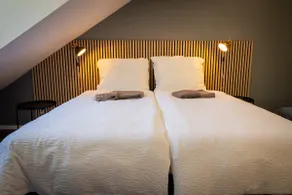 no32 AC Cozy apartment near train station - Image 4