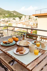 La Mariposa, air-conditioned, 5-minute walk to the sea - Image 2