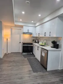 New - 2 Bedroom Entire Walkout Apartment - Image 3