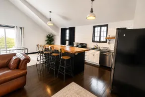 Mattituck 2BR: Open Layout, Deck, BBQ, Near Vines - Image 3