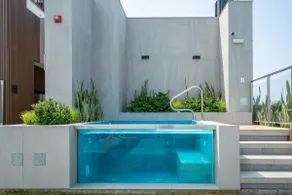 L | White 1BR City View in San Isidro - Image 4