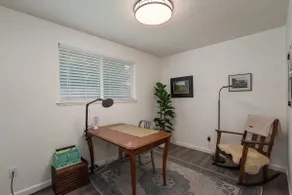 #StayinMyDistrict Quiet 2BR Office Pet Friendly - Image 4