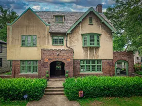The Castle On First | KING - Image 3
