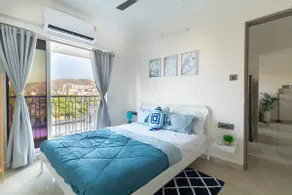 Urban Serenity 1BHK Comfortable Stay near Airport - Image 3