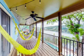 Modern 3BR Lakefront Dog Friendly | Private Pool - Image 5