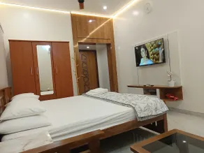 Anandham Bliss-Luxury 2BR + Full kitchen - Image 2
