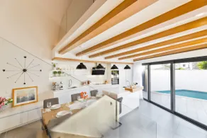 VILLA STONE PEARL SUTIVAN - exceptional luxury new three-room villa - private pool and jacuzzi - perfect location right next to the town center and the beach - secured parking space - Image 4