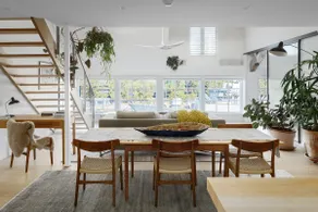 Luxury Finger Wharf 3BR 2BA Walk to Opera House, Water Views, Pool, Gym, Spa - Image 2