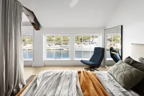 Luxury Finger Wharf 3BR 2BA Walk to Opera House, Water Views, Pool, Gym, Spa - Image 3