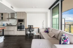 Bright & Cozy 1br Steps To Brentwood Mall - Image 5