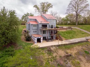 Amazing 6-bedroom Enchanted Horizons house - Image 2