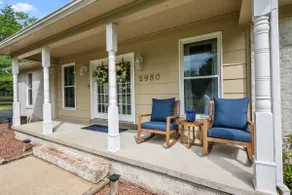 Stylish Home w Infrared Sauna 1 mile off of I-40 - Image 2