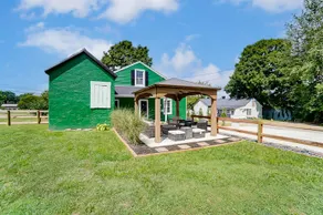 The Green House - Image 5