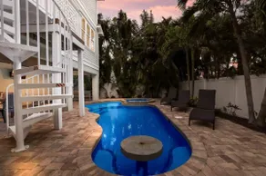 Villa La Concha~West of Gulf Steps to the Beach! - Image 4