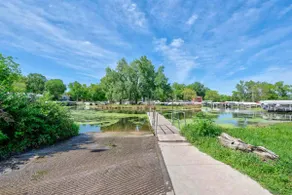 Triboji Beach Club Cottage off West Lake Okoboji - Image 4