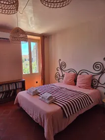Charming apartment - Image 4