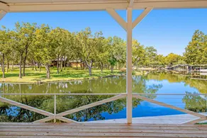 Huge 3BR Lakefront Dog Friendly | Deck | W/D - Image 2