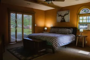 Cross Timber Lodge - Image 3