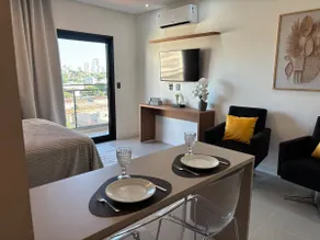 R3 Luxury urban loft, near mall/park, for 2 people - Image 3