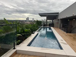 R3 Luxury urban loft, near mall/park, for 2 people - Image 5