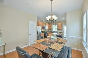 Winmore Townhome | Central, Spacious, Comfort - Image 2
