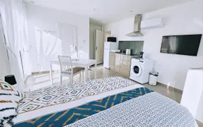 Spacious studio – close to Massy-Palaiseau train station - Image 3