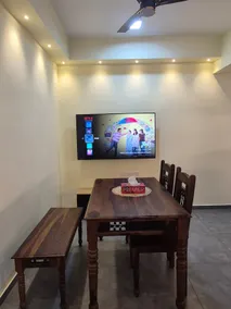 25th Floor Lake & City View 1BHK Apartment|Vytilla - Image 4