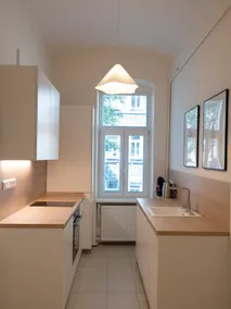 Calm&Chic Suite Near Main Train Station - Image 5
