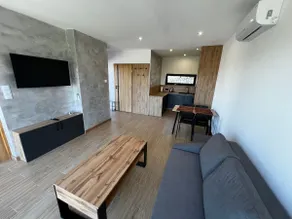House 4 - Image 5