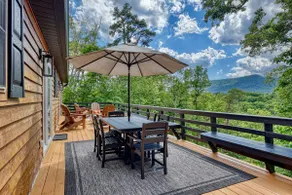 Luxury Retreat: Hot Tub, Views, Sauna, Games, EV - Image 2