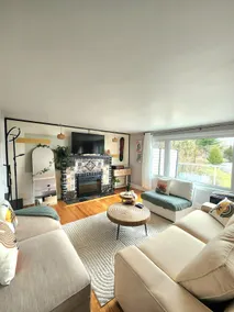 *Downtown Waterfront Oasis* - Image 5
