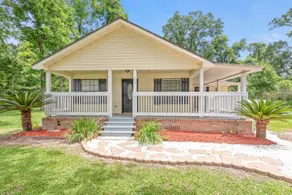 Sizzlin’ Farmhouse - Image 3