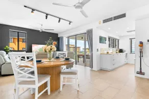 Zen Bayside - seaview - balcony - shared pool - Image 4