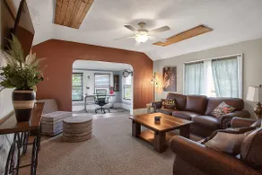 Westside 3 bedroom near Bridge St. short term - Image 4
