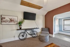 Westside 3 bedroom near Bridge St. short term - Image 2