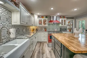 Luxury Ozark Retreat with Views & Gourmet Kitchen - Image 5