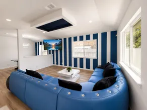 Young Paradise / 15 Austin Domain Q2 Stadium - Image 3