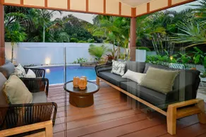 Island Retreat Mudjimba - 200m to the beach - Image 5